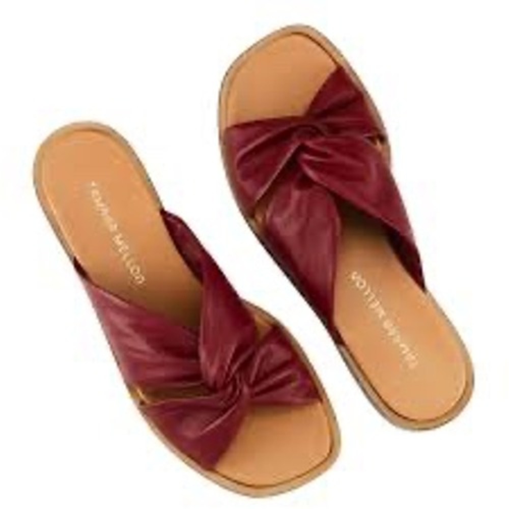 Tamara Mellon Burgundy Leather Twist Knot Slide Sandals Flat Square Toe 35.5 IT